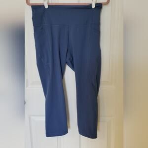 Old Navy Active High-Waisted Go Dry Elevate Compresssion Cropped Leggings Blue L